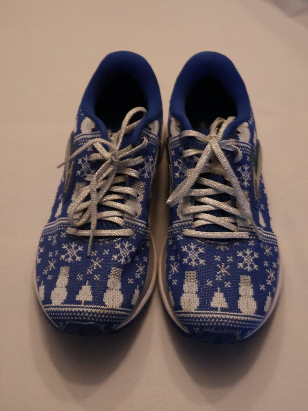 Brooks Revel 3 Run Merry Christmas Snowman Sneakers - Women's Size 9 - GUC